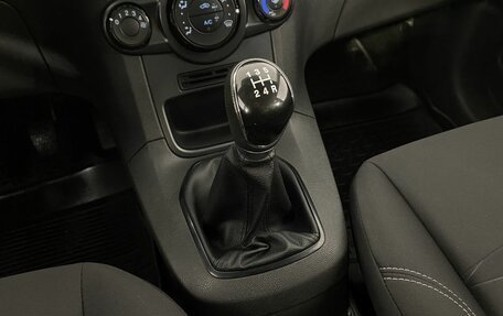 Ford Fiesta, 2016 год, 850 000 рублей, 17 фотография