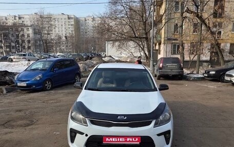 KIA Rio IV, 2017 год, 560 000 рублей, 1 фотография