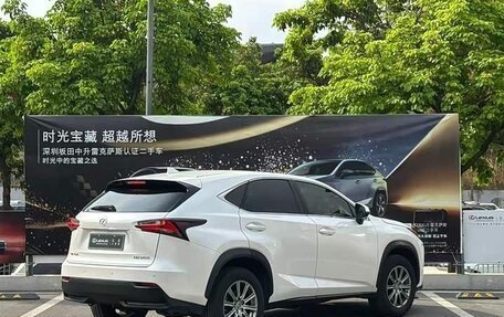 Lexus NX I, 2017 год, 2 365 000 рублей, 4 фотография