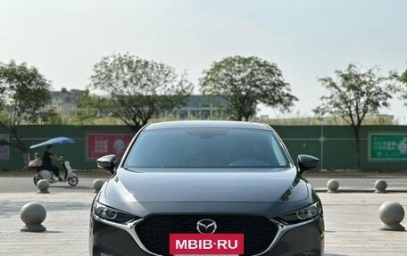 Mazda 3, 2022 год, 1 500 000 рублей, 2 фотография