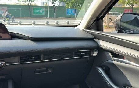 Mazda 3, 2022 год, 1 500 000 рублей, 12 фотография