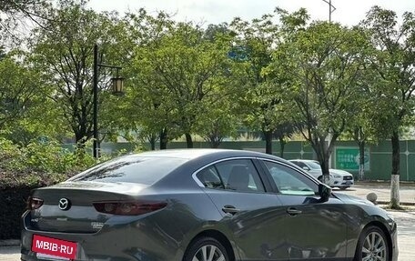 Mazda 3, 2022 год, 1 500 000 рублей, 8 фотография