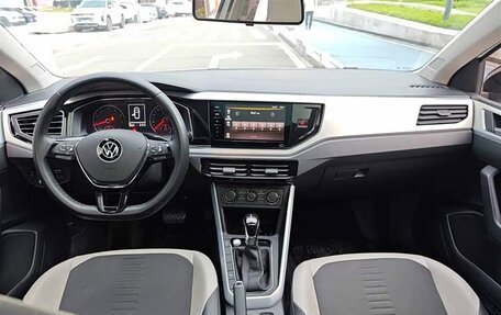 Volkswagen Polo, 2021 год, 1 070 000 рублей, 9 фотография