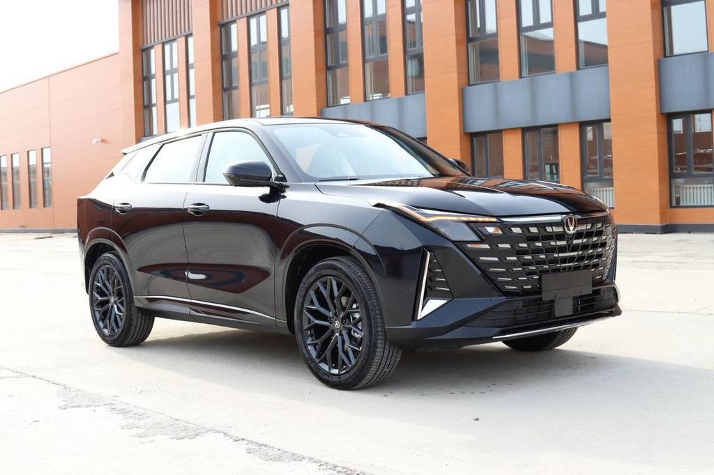 Changan CS75 I рестайлинг, 2025 год, 2 480 000 рублей, 6 фотография
