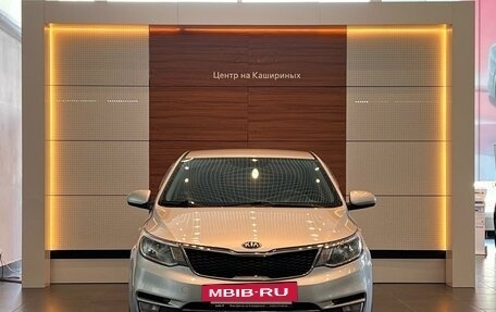 KIA Rio III рестайлинг, 2015 год, 900 000 рублей, 2 фотография