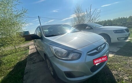 Hyundai Solaris II рестайлинг, 2012 год, 550 000 рублей, 5 фотография