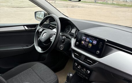 Skoda Rapid II, 2022 год, 1 900 000 рублей, 13 фотография