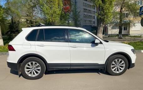 Volkswagen Tiguan II, 2019 год, 2 495 000 рублей, 6 фотография
