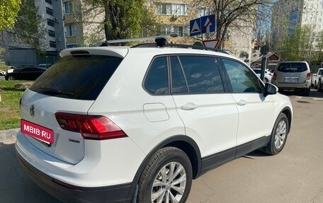 Volkswagen Tiguan II, 2019 год, 2 495 000 рублей, 4 фотография