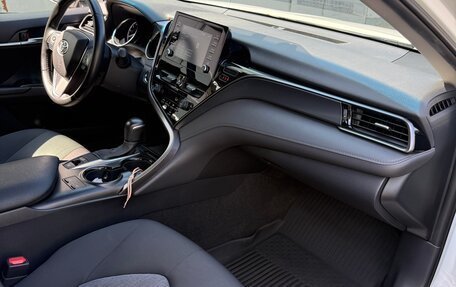 Toyota Camry, 2021 год, 3 500 000 рублей, 9 фотография