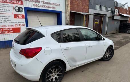 Opel Astra J, 2011 год, 360 000 рублей, 3 фотография