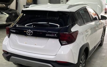 Toyota Yaris XP150 рестайлинг, 2022 год, 1 435 000 рублей, 2 фотография