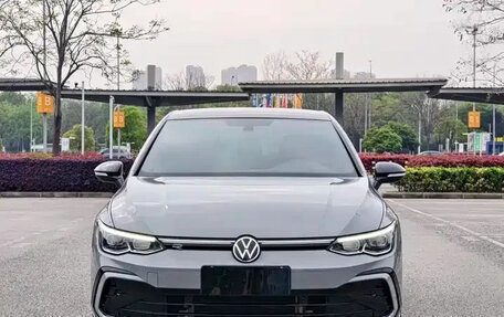 Volkswagen Golf VIII, 2023 год, 1 470 000 рублей, 2 фотография