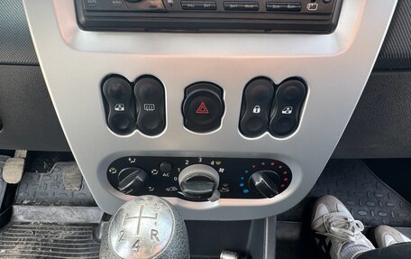 Renault Logan I, 2011 год, 550 000 рублей, 14 фотография