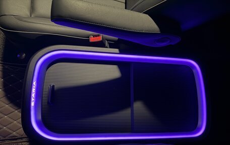 Hyundai Staria, 2021 год, 6 000 000 рублей, 20 фотография