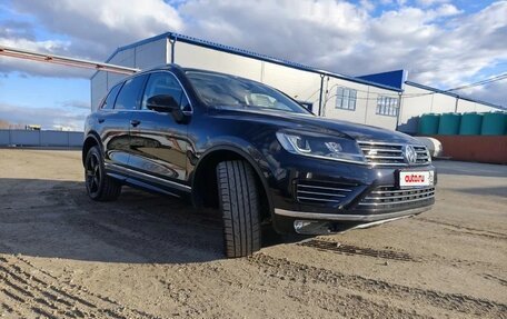 Volkswagen Touareg III, 2017 год, 3 950 000 рублей, 2 фотография
