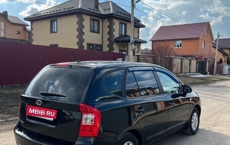 KIA Carens III (RP), 2011 год, 949 000 рублей, 4 фотография