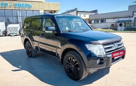 Mitsubishi Pajero IV, 2007 год, 1 300 000 рублей, 3 фотография