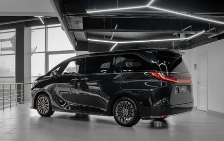 Lexus LM, 2025 год, 17 990 000 рублей, 12 фотография