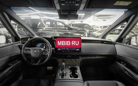Lexus LM, 2025 год, 17 990 000 рублей, 30 фотография