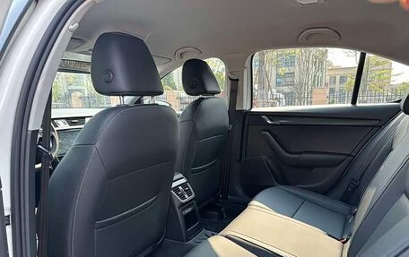 Skoda Octavia, 2022 год, 1 230 000 рублей, 9 фотография
