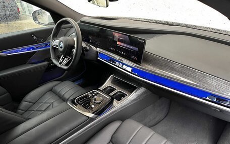 BMW 7 серия, 2024 год, 18 290 000 рублей, 11 фотография