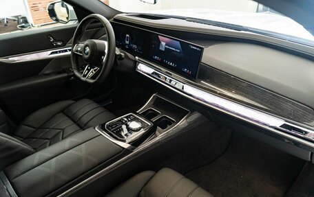 BMW 7 серия, 2024 год, 18 290 000 рублей, 23 фотография