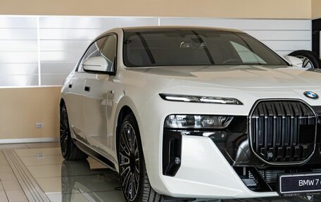 BMW 7 серия, 2024 год, 18 290 000 рублей, 16 фотография