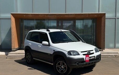 Chevrolet Niva I рестайлинг, 2017 год, 769 000 рублей, 3 фотография