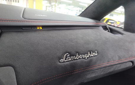 Lamborghini Aventador I рестайлинг, 2016 год, 38 144 000 рублей, 17 фотография