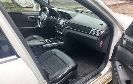 Mercedes-Benz E-Класс, 2014 год, 2 000 000 рублей, 14 фотография