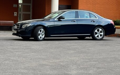 Mercedes-Benz E-Класс, 2017 год, 3 150 000 рублей, 3 фотография