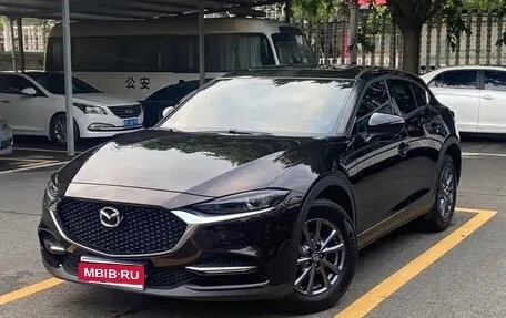 Mazda CX-4, 2023 год, 1 944 080 рублей, 1 фотография