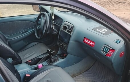 Toyota Avensis III рестайлинг, 2002 год, 275 000 рублей, 1 фотография