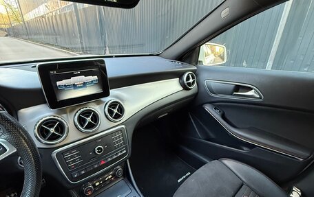 Mercedes-Benz GLA, 2016 год, 3 000 000 рублей, 3 фотография