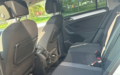 Volkswagen Tiguan II, 2017 год, 2 590 000 рублей, 7 фотография