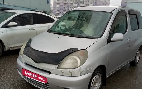 Toyota FunCargo, 2000 год, 350 000 рублей, 2 фотография
