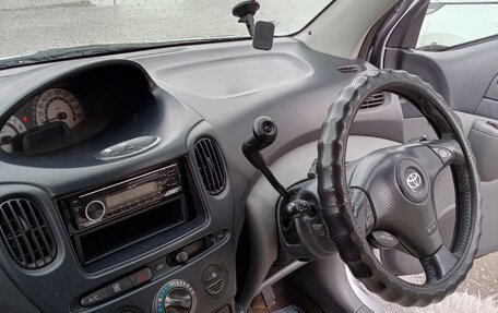 Toyota FunCargo, 2000 год, 350 000 рублей, 3 фотография