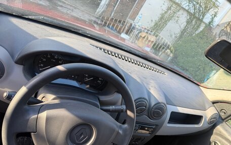 Renault Sandero I, 2014 год, 900 000 рублей, 5 фотография