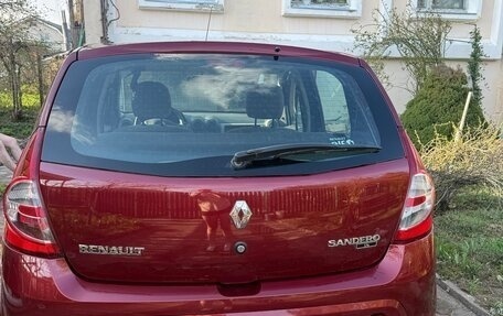 Renault Sandero I, 2014 год, 900 000 рублей, 3 фотография