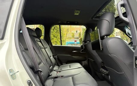 Toyota Land Cruiser, 2025 год, 15 200 000 рублей, 9 фотография
