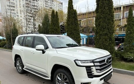 Toyota Land Cruiser, 2025 год, 15 200 000 рублей, 2 фотография