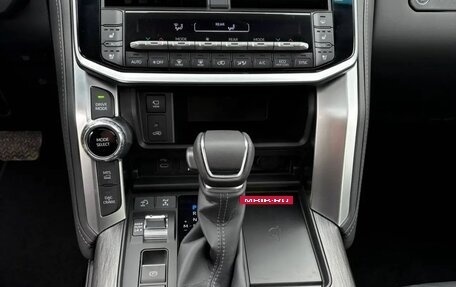 Toyota Land Cruiser, 2025 год, 15 200 000 рублей, 31 фотография