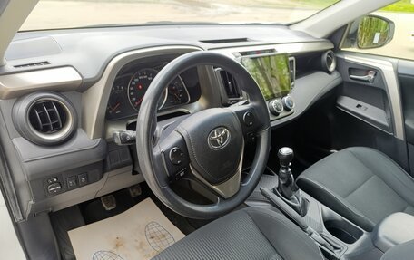Toyota RAV4, 2014 год, 1 950 000 рублей, 5 фотография