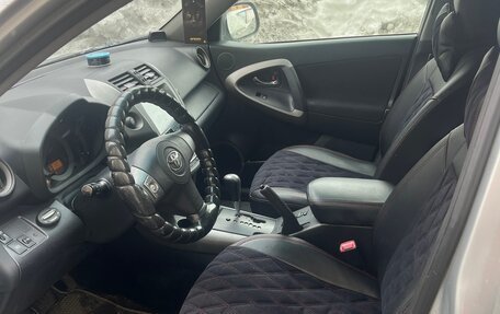 Toyota RAV4, 2007 год, 1 500 000 рублей, 6 фотография