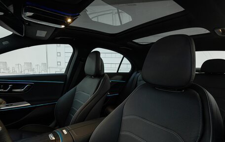 Mercedes-Benz E-Класс, 2025 год, 12 200 000 рублей, 24 фотография