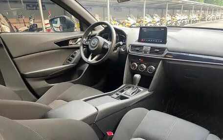 Mazda CX-4, 2023 год, 1 944 080 рублей, 13 фотография