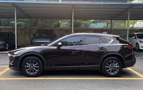 Mazda CX-4, 2023 год, 1 944 080 рублей, 7 фотография