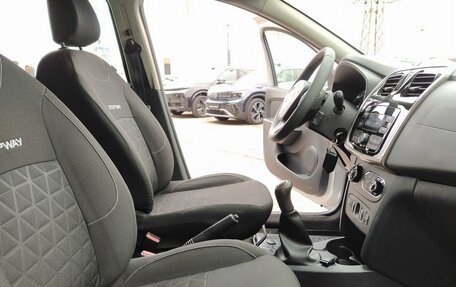 Renault Sandero II рестайлинг, 2018 год, 1 250 000 рублей, 17 фотография