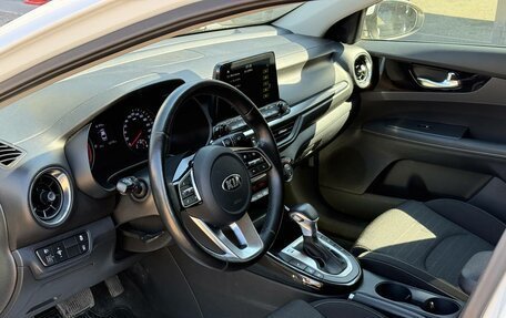 KIA Cerato IV, 2020 год, 1 900 000 рублей, 14 фотография